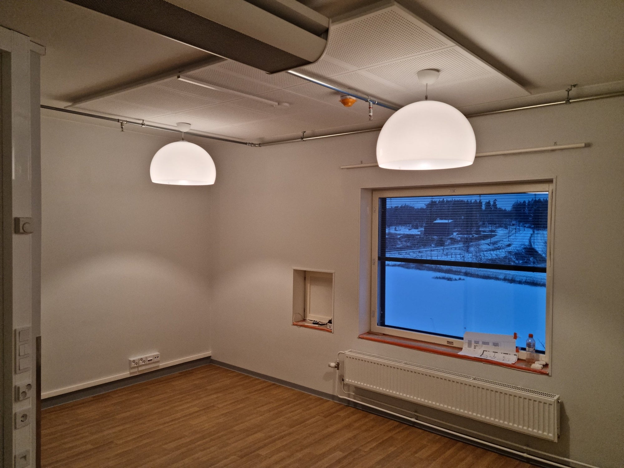 Foston valaisimia Maskun palvelutalon katossa